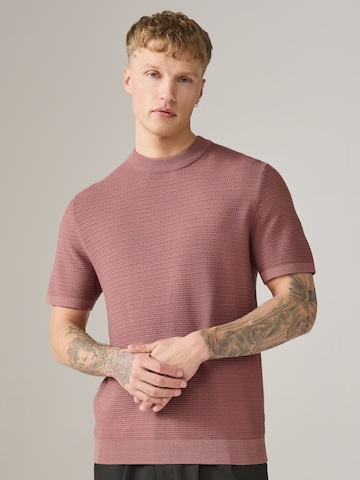 raudona Next Marškinėliai