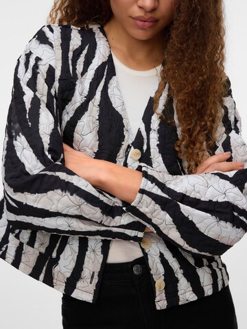 VERO MODA Overgangsjakke 'JANE' i sort