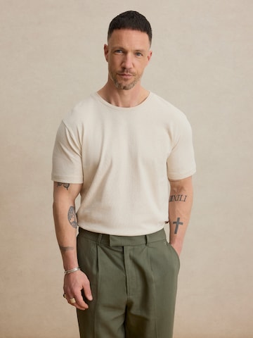 DAN FOX APPAREL Póló 'Caspar' - bézs: elől