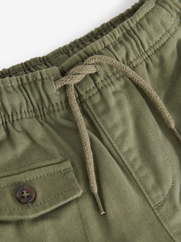 Next Regular Hose in Grün