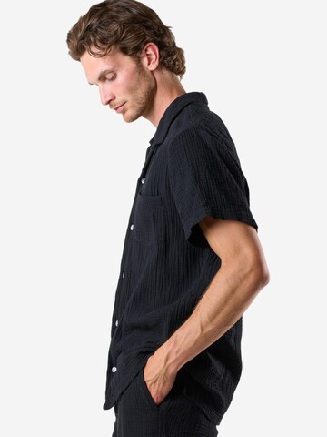 Seaside Regular fit Button Up Shirt in Black