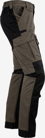 FORSBERG Regular Cargo Pants in Green