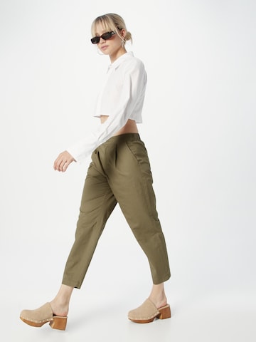 regular Pantaloni con pieghe di Dorothy Perkins in verde