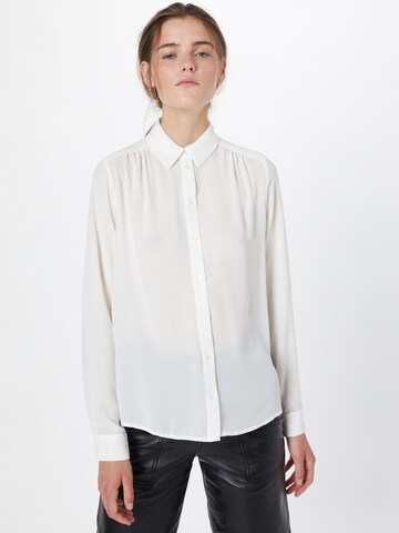 SELECTED FEMME Blouse in White: front