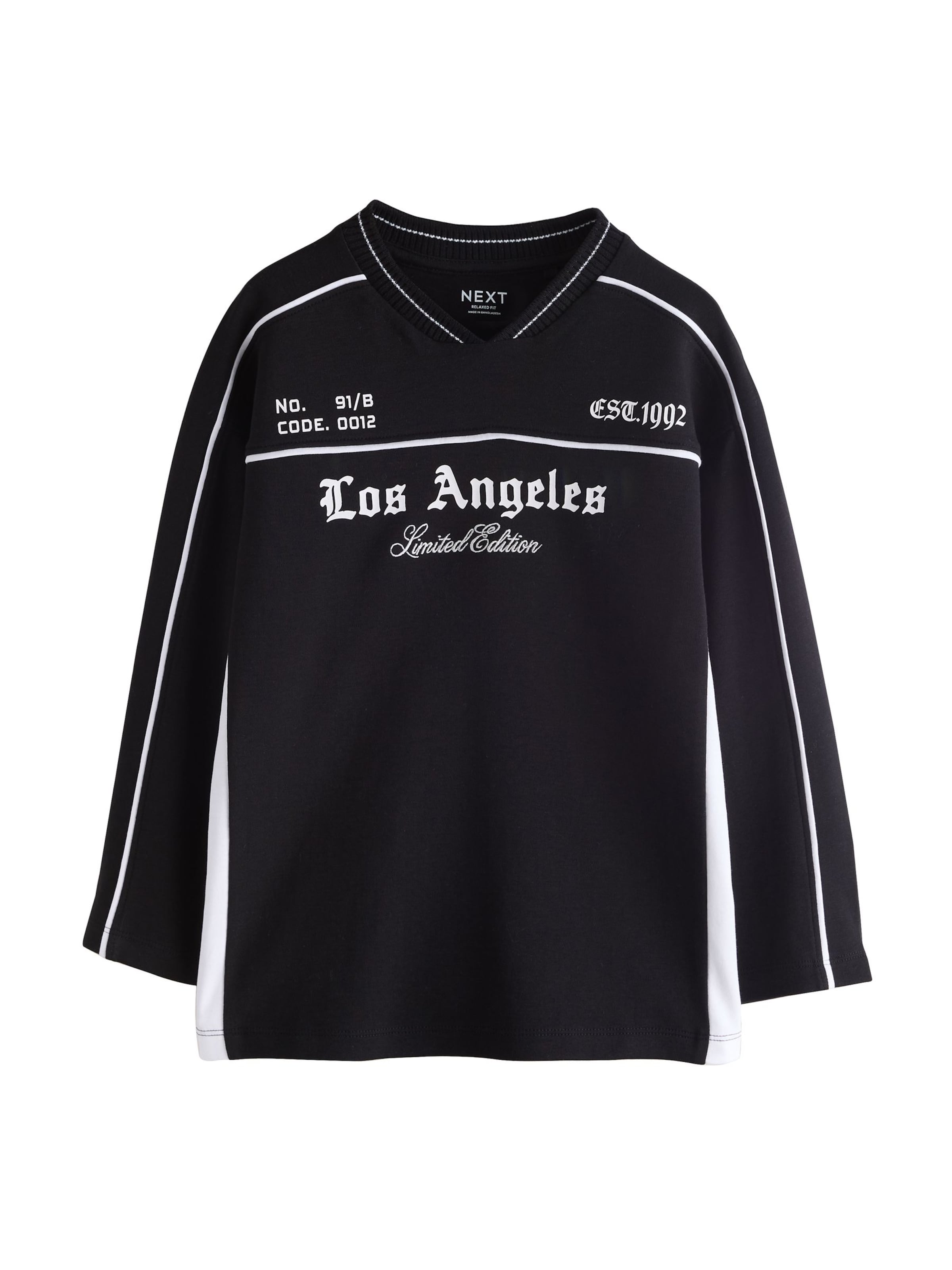 Next Shirt in Black: front