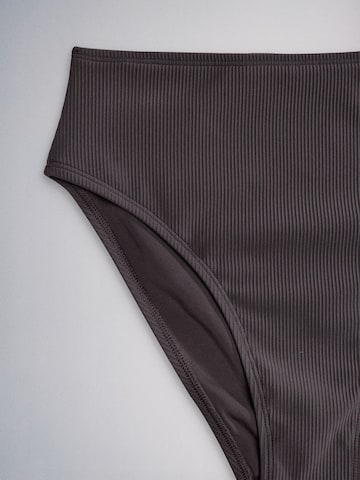 The Set Bikiniunderdel i brun