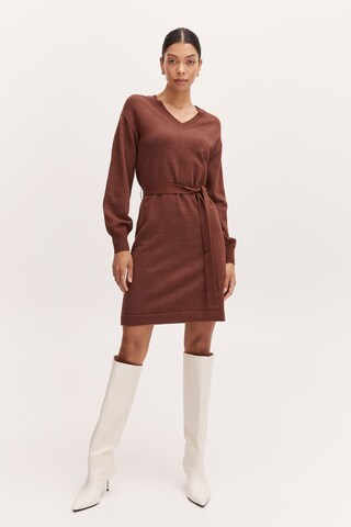 b.young Knitted dress in Brown