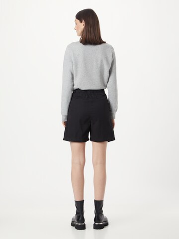 Monki Regular Shorts in Schwarz