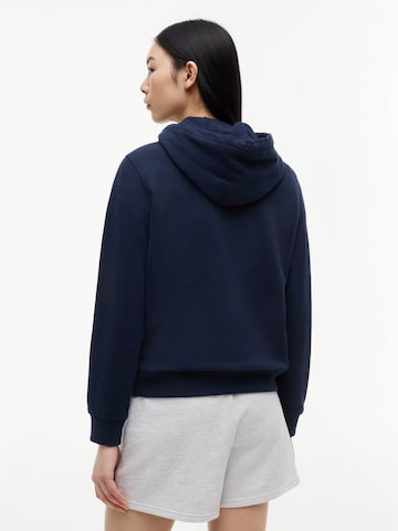 Tommy Jeans Суичър 'ESS' в синьо