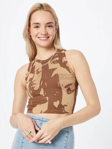 BDG Urban Outfitters Top – hnědá: přední strana