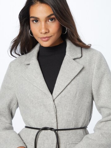 Manteau mi-saison 'Madlin' ABOUT YOU en gris