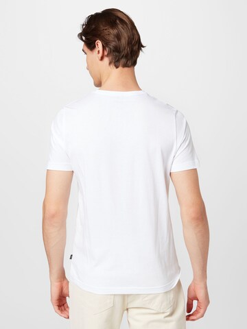 PUMA חולצות ספורט 'Essentials' בלבן