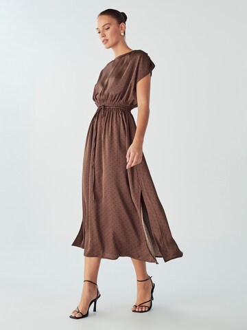 Abito 'CAROL' di Willa in marrone