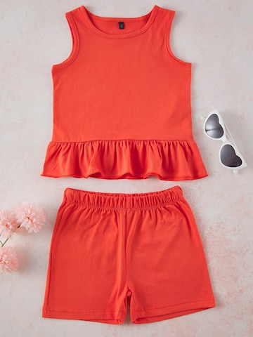 Trendyol - Conjunto en rojo: frente