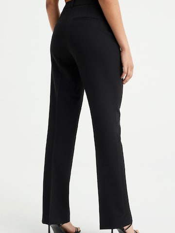 WE Fashion - Slimfit Pantalón de pinzas en negro