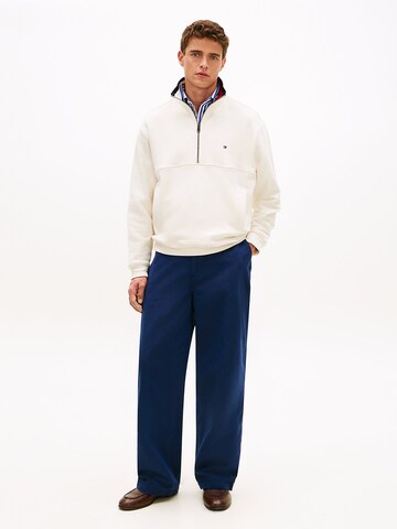 TOMMY HILFIGER Sweatshirt in Beige