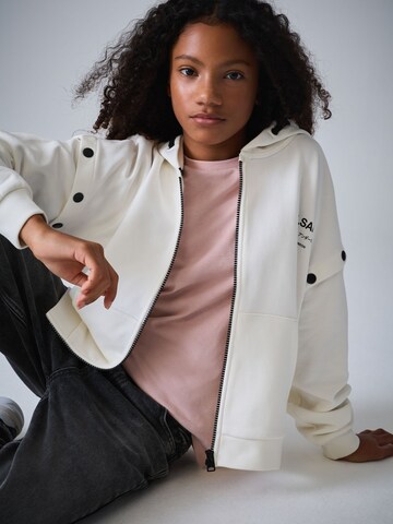 balta smALLSAINTS Džemperis 'Amphia Underground'