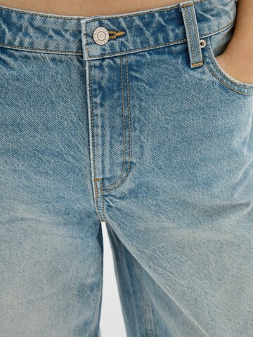 BershkaLoosefit Traperice - plava boja
