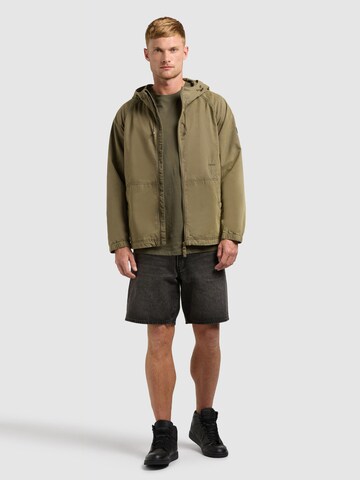 khujo - Chaqueta de entretiempo 'WERU' en verde