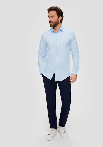 Coupe slim Chemise s.Oliver BLACK LABEL en bleu