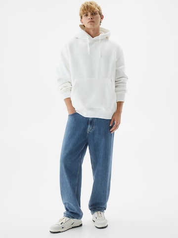 Sweat-shirt Pull&Bear en blanc