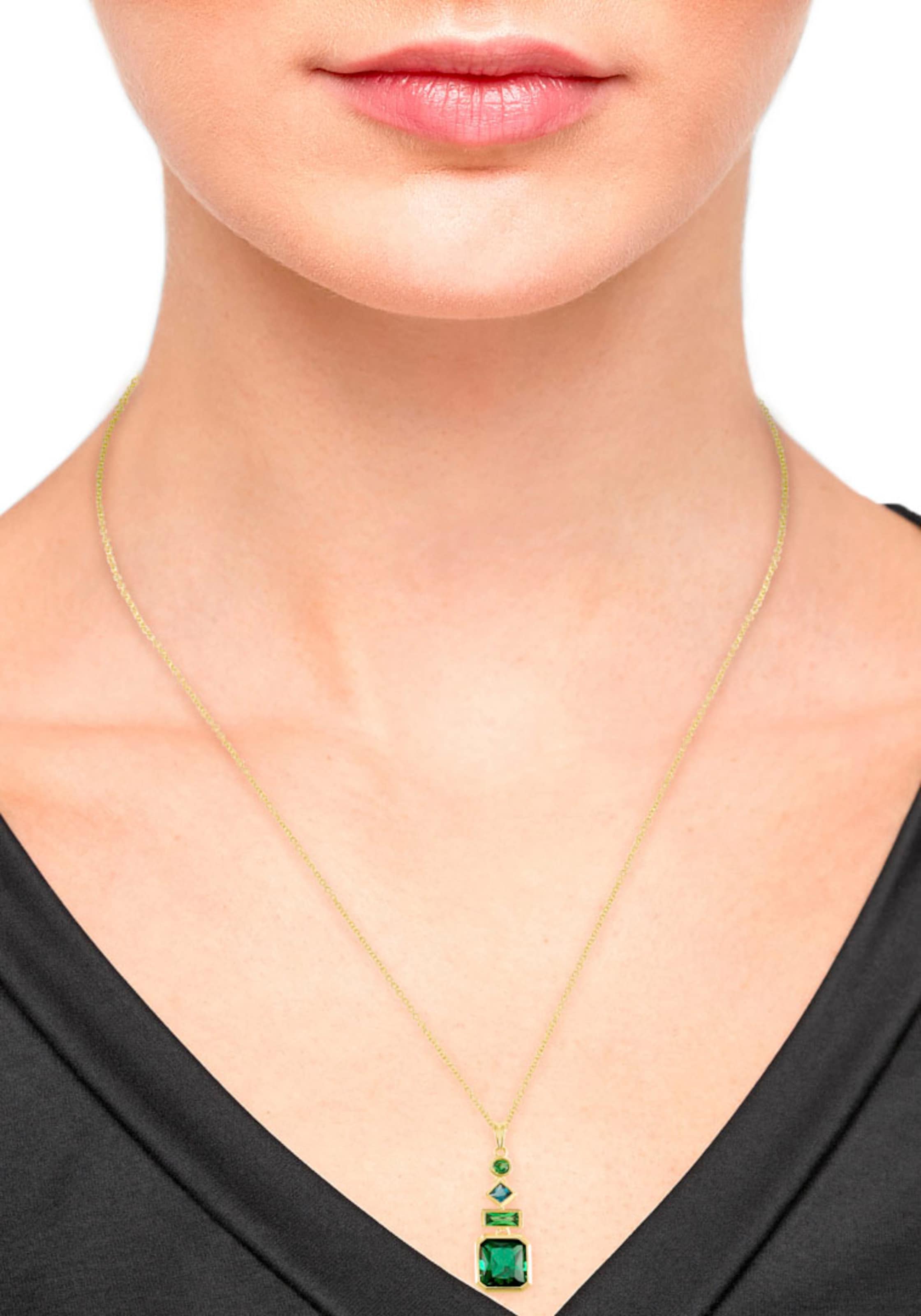 s.Oliver Necklace in Silver: front