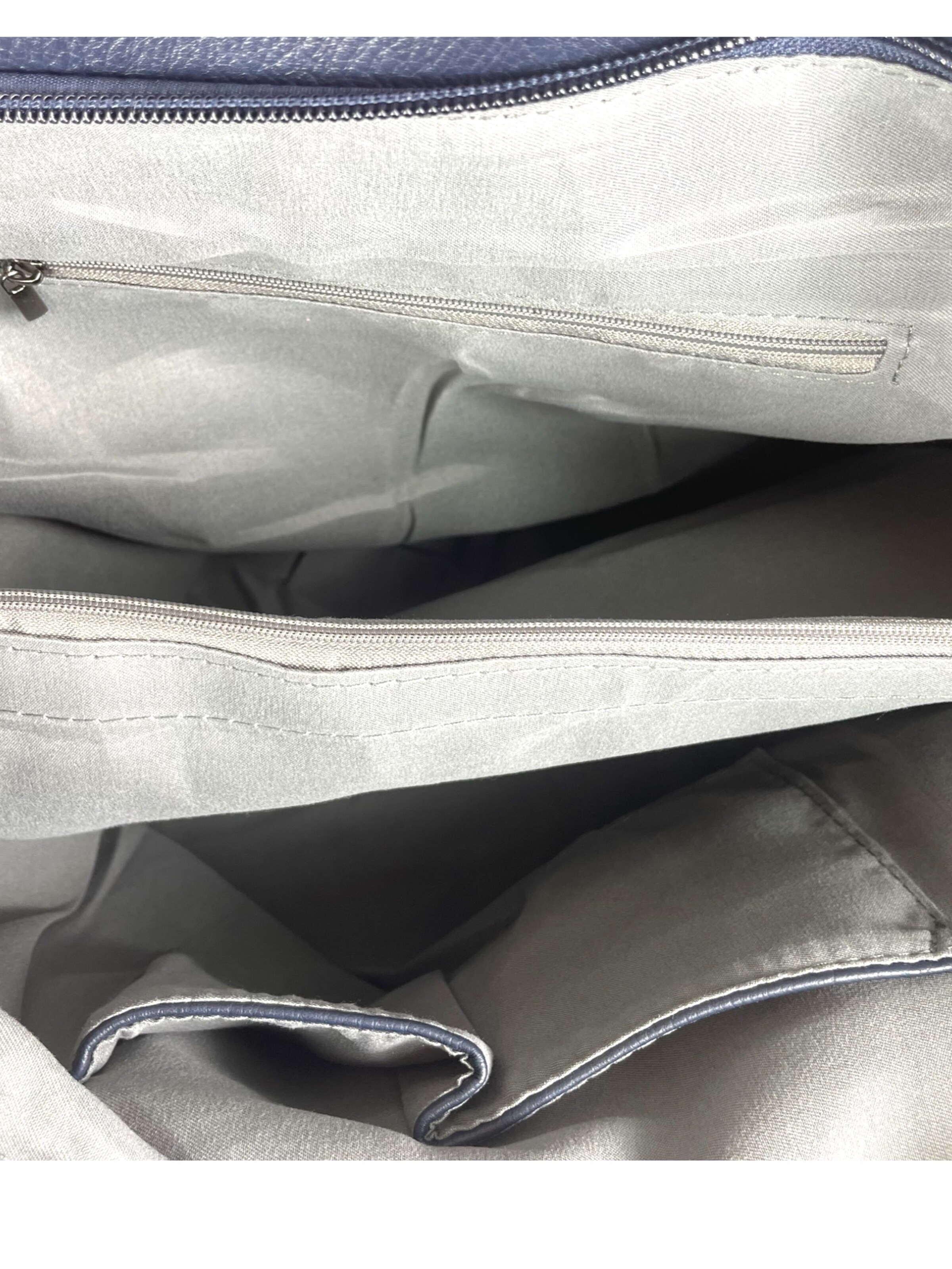 Kumixi Handbag in Blue