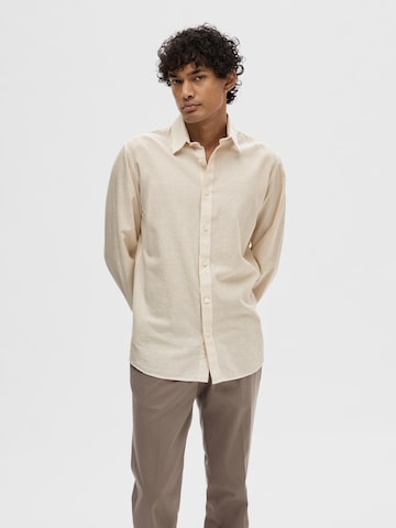 SELECTED HOMME Slim fit Overhemd in Beige: voorkant