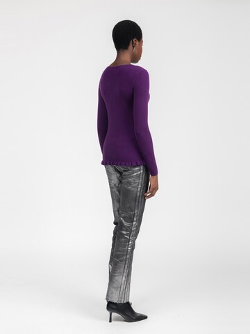 Influencer Sweater in Purple