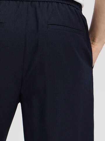 Casual Friday Loosefit Bundfaltenhose ' HAAKAN' in Blau