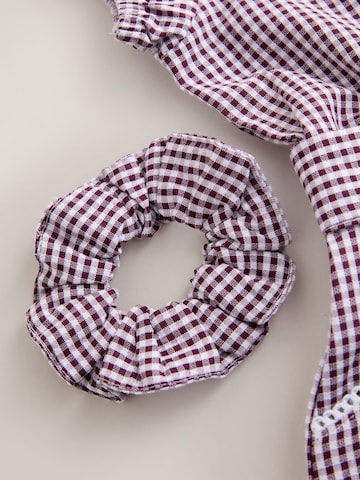 Next Kleid in Lila