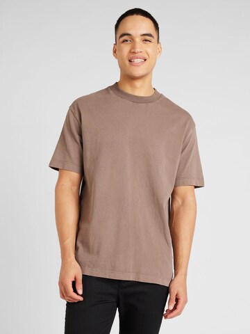 TOPMAN Bluser & t-shirts i brun: forside