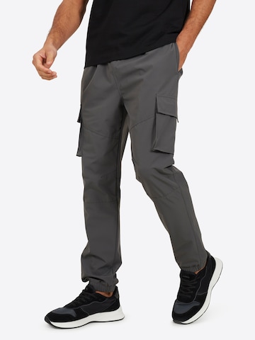 BRAVE SOUL regular Cargobukser i grå: forside