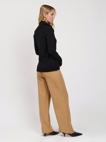 Influencer Pullover in Schwarz