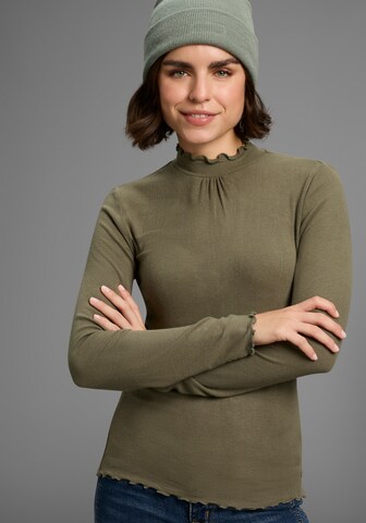 LAURA SCOTT Performance Shirt in Green: front