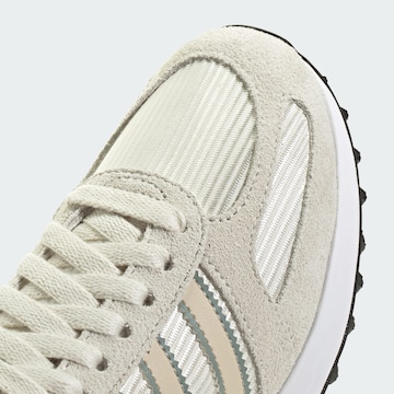 ADIDAS ORIGINALS - Zapatillas deportivas bajas 'La Trainer' en blanco