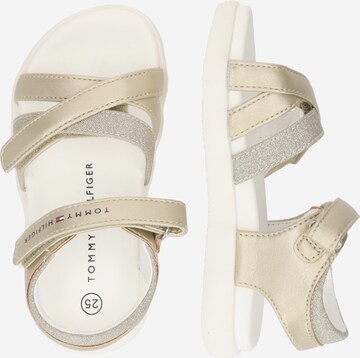 TOMMY HILFIGER Sandal i guld