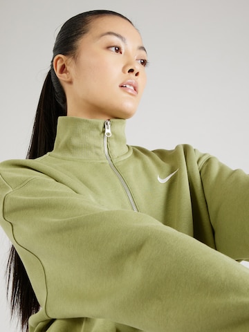 Nike Sportswear Sweatshirt in Grün