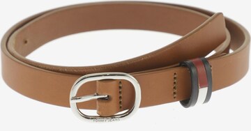 Tommy Jeans Belt in One size in Brown: front