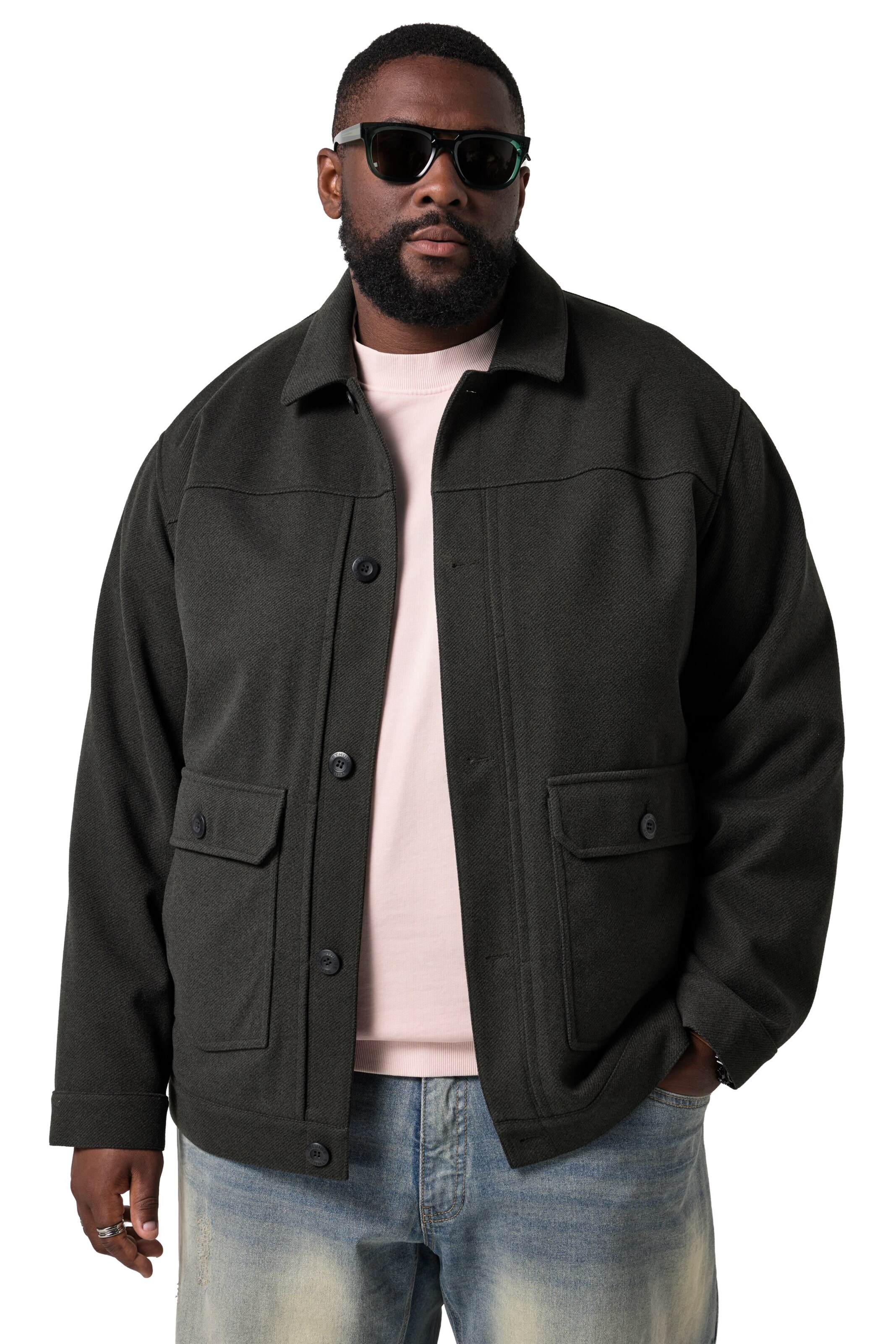 STHUGE Between-Season Jacket in Green: front