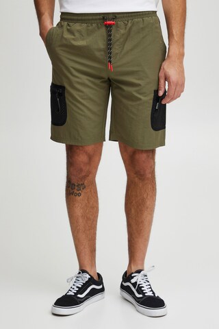 Regular Pantalon 'Peter' INDICODE JEANS en vert : devant