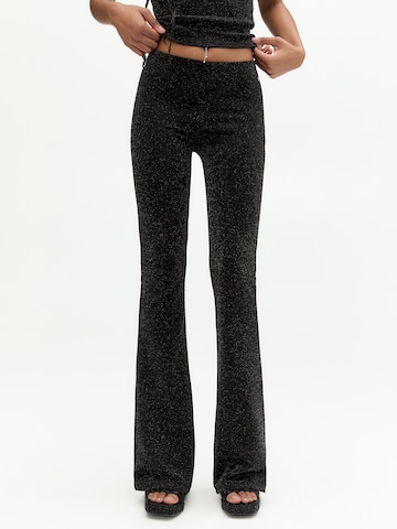 Pull&Bear Flared Pants in Black: front