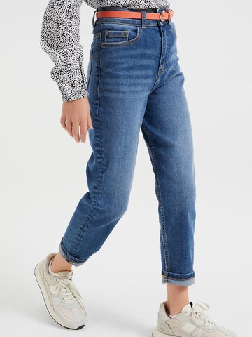 WE Fashion Tapered Jeans in Blue: front