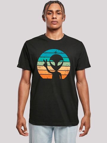 T-Shirt 'Alien Piece Sonnenuntergang' F4NT4STIC en noir : devant