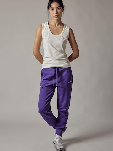 regular Pantaloni di OWN Off With Nature in lilla