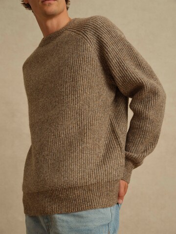 DAN FOX APPAREL Trui 'Michael' in Beige