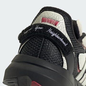 ADIDAS SPORTSWEAR - Sapatilhas baixas 'Marvel Spider-Man Lightblaze' em preto