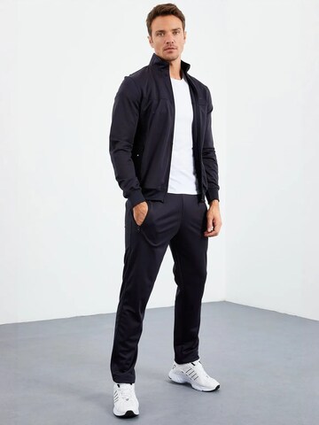 Survêtements Tommy Life en noir