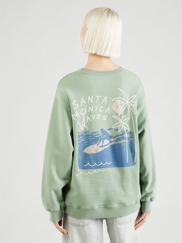 Sweat-shirt HOLLISTER en vert : devant