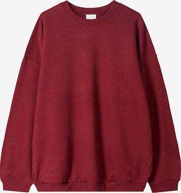 Bershka Суичър в червено: отпред